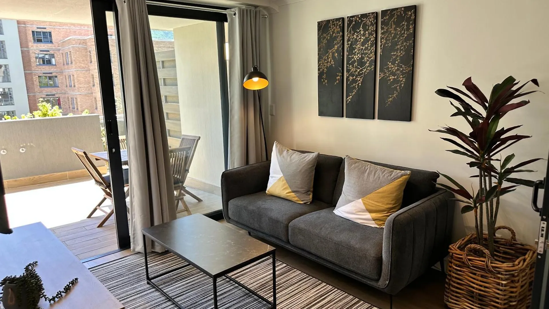 Newlands Peak Apartments Cape Town
