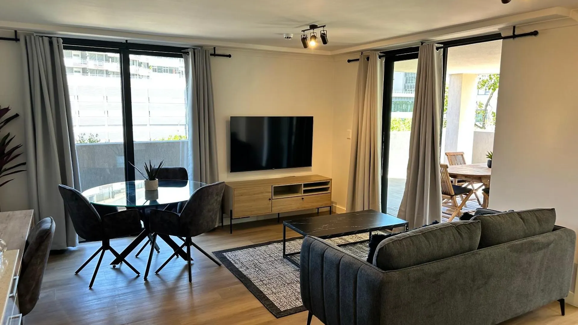 Newlands Peak Apartments Cape Town