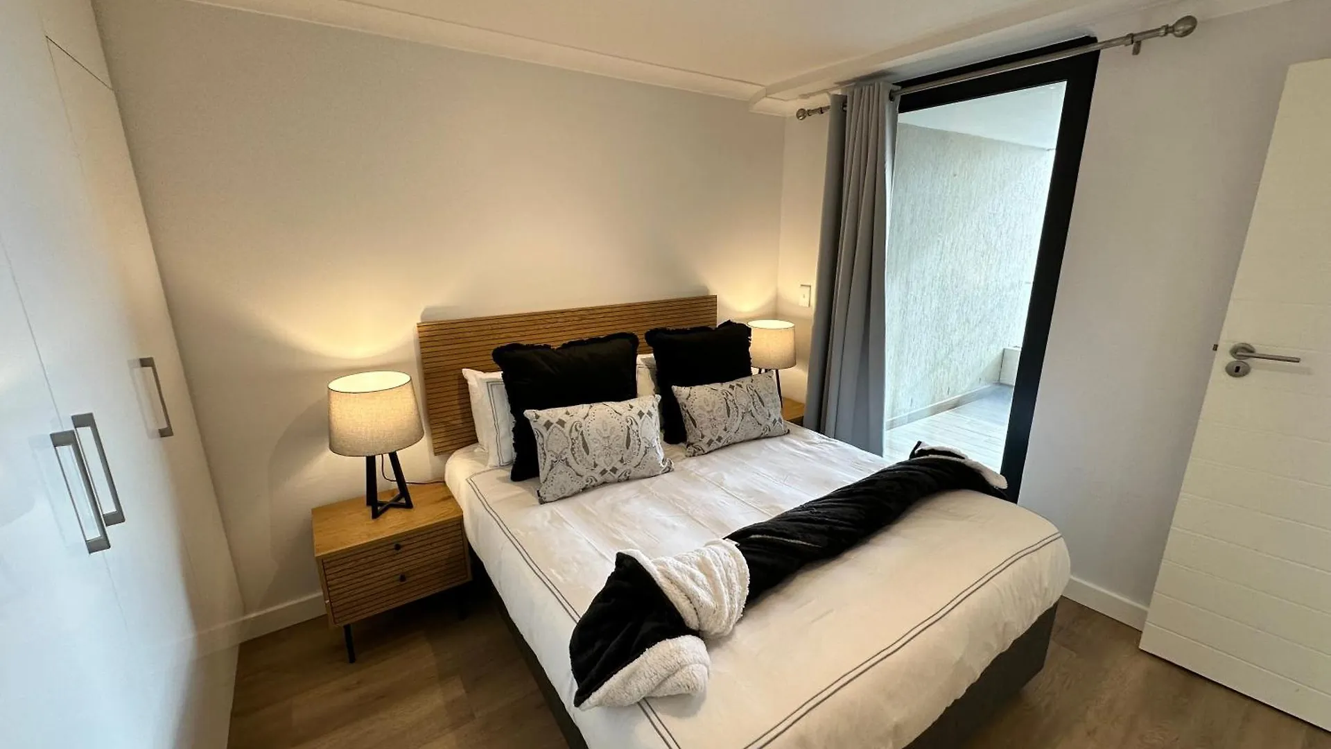 Newlands Peak Apartments Cape Town