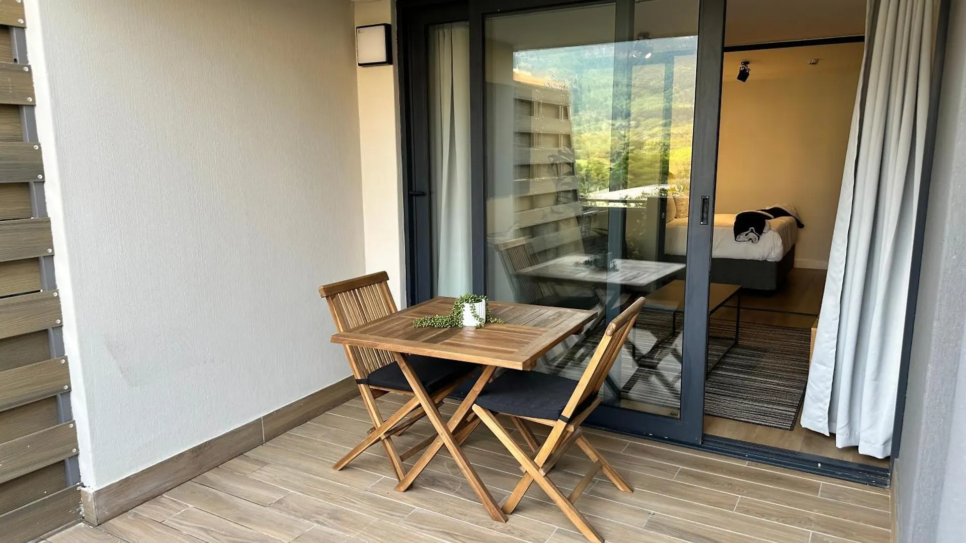 Newlands Peak Apartments Cape Town South Africa