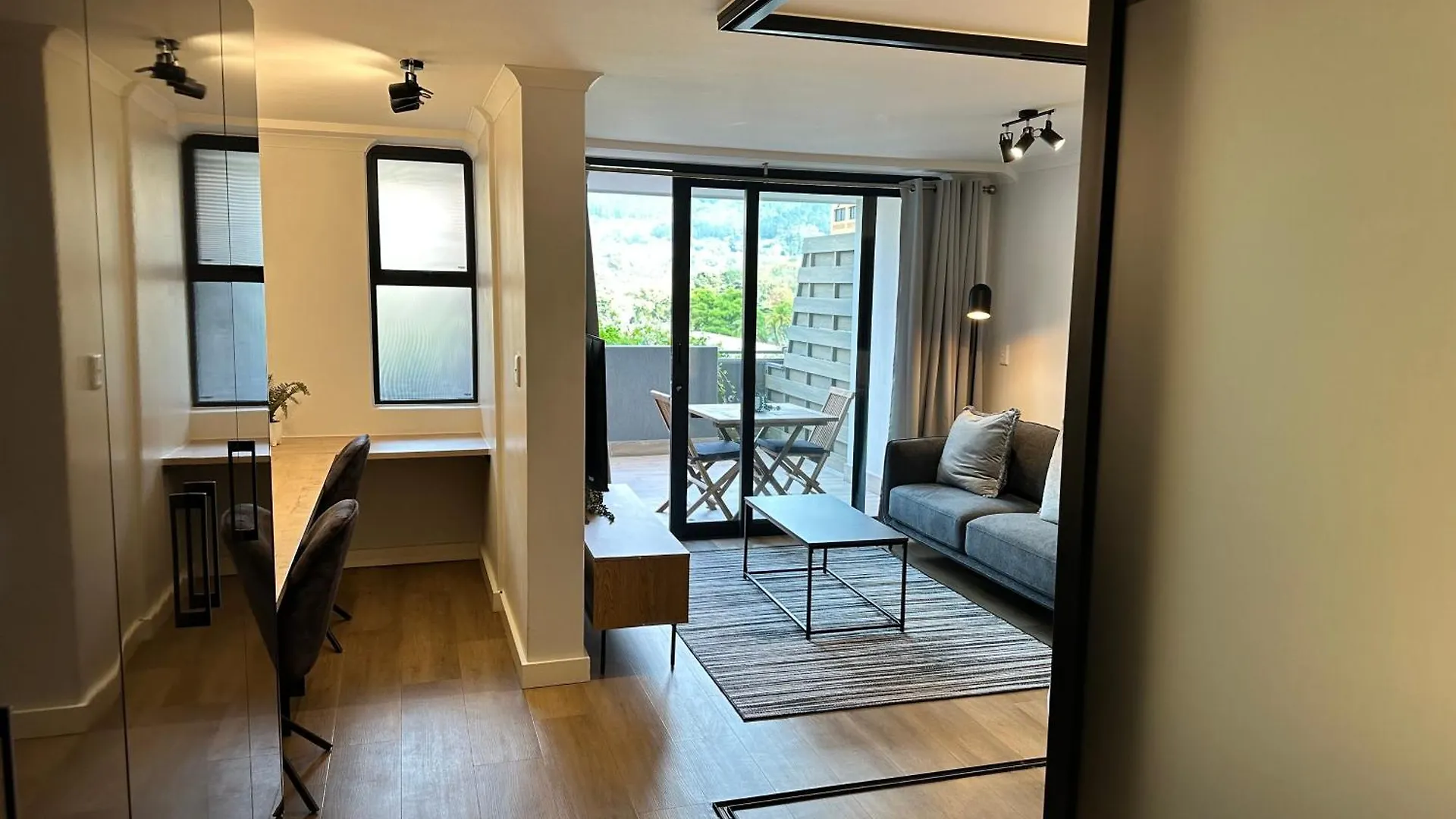 Newlands Peak Apartments Cape Town South Africa
