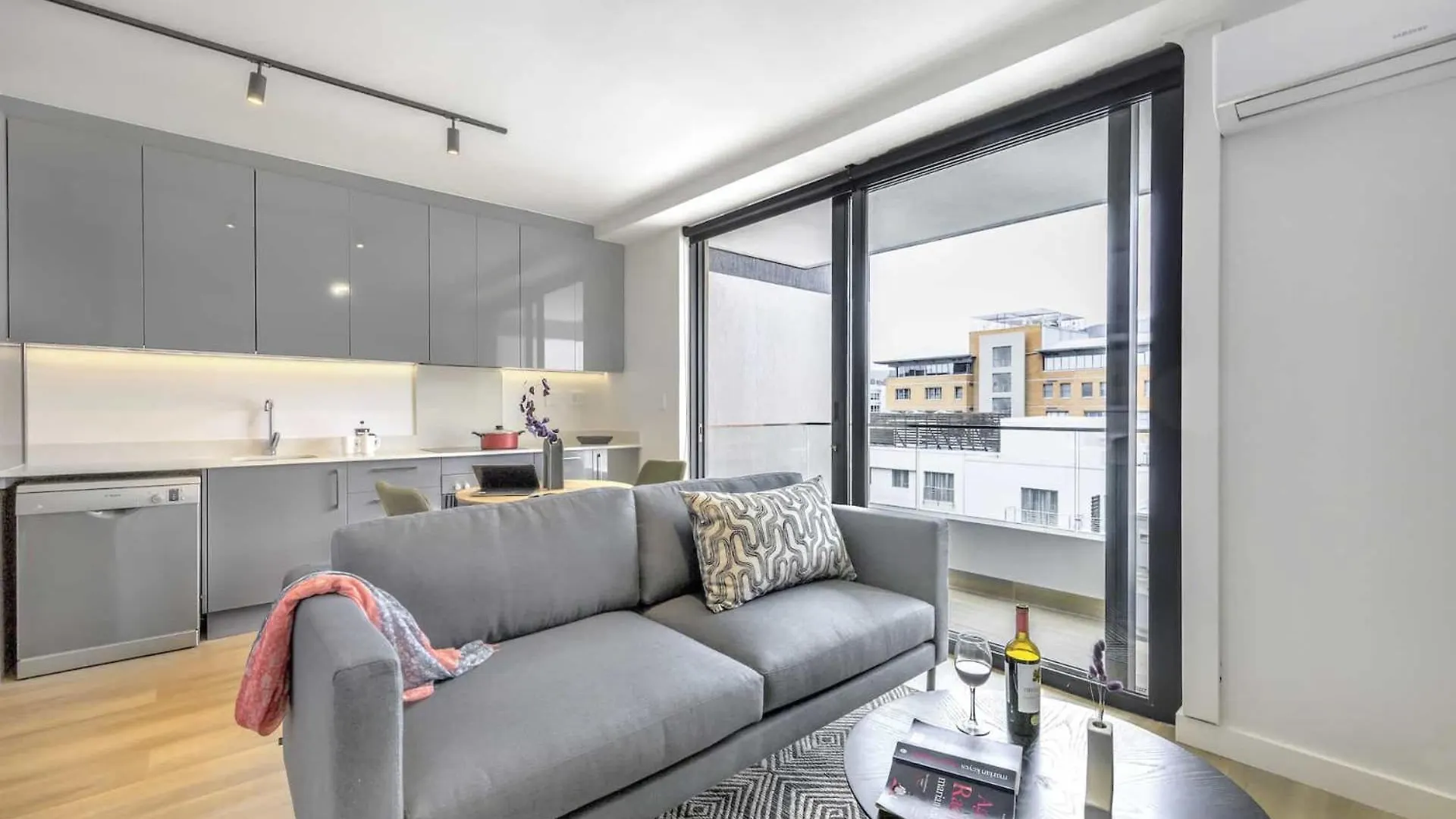 Newlands Peak Apartments Cape Town