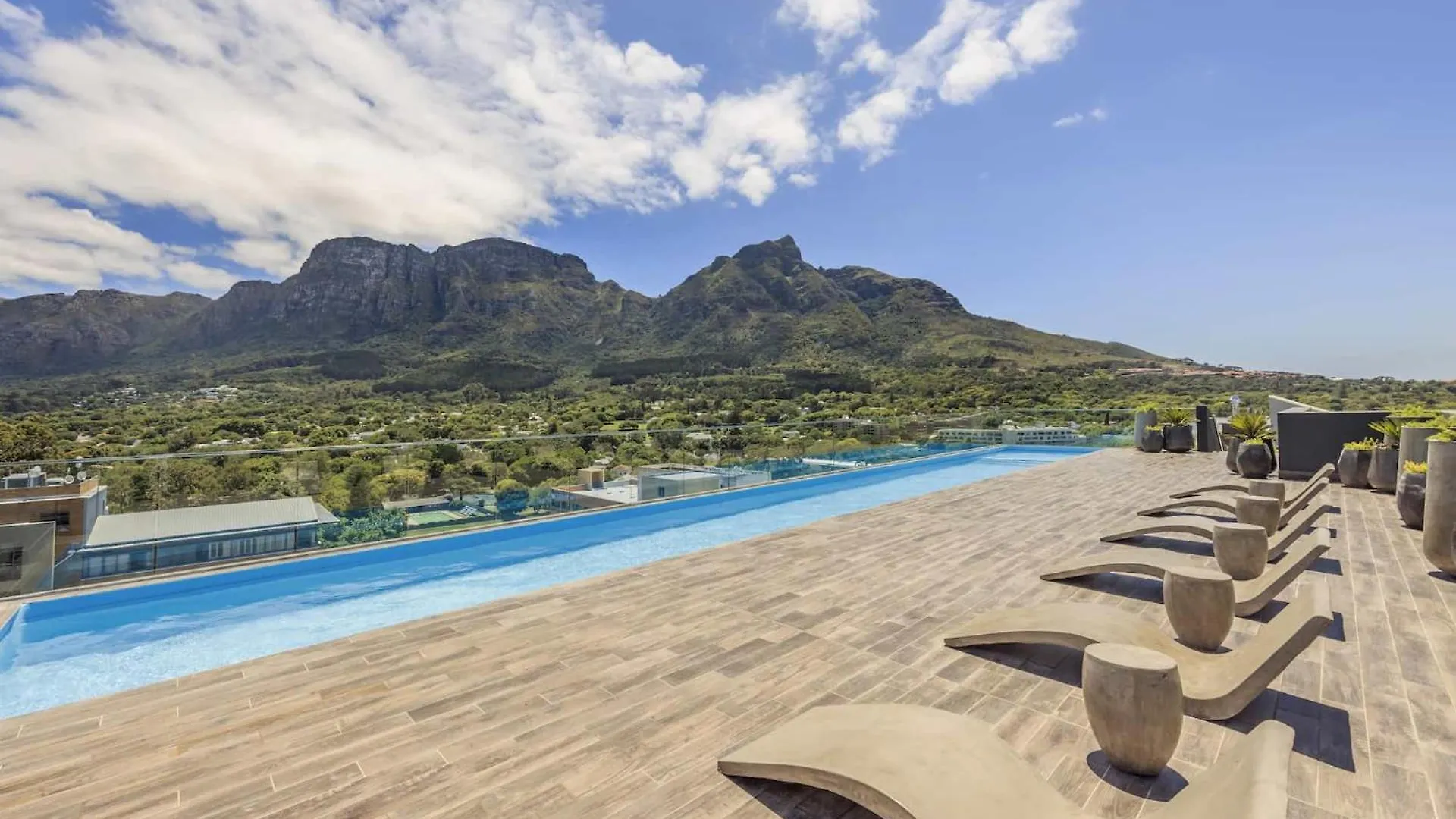 Newlands Peak Apartments Cape Town