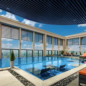 Luxury 5-star, Rooftop Pool Apartment Da Nang