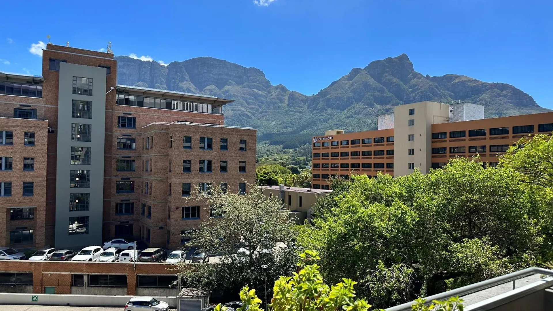 Newlands Peak Apartments Cape Town
