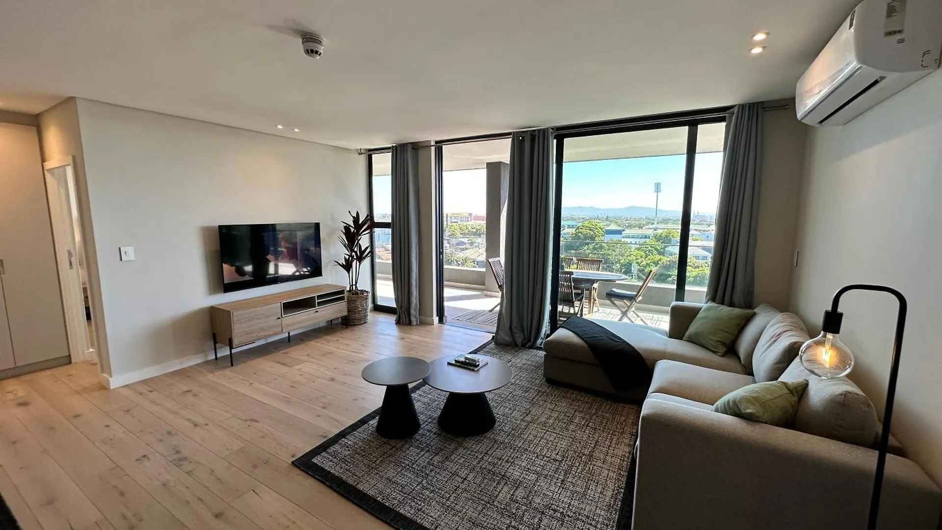 Newlands Peak Apartments Cape Town South Africa