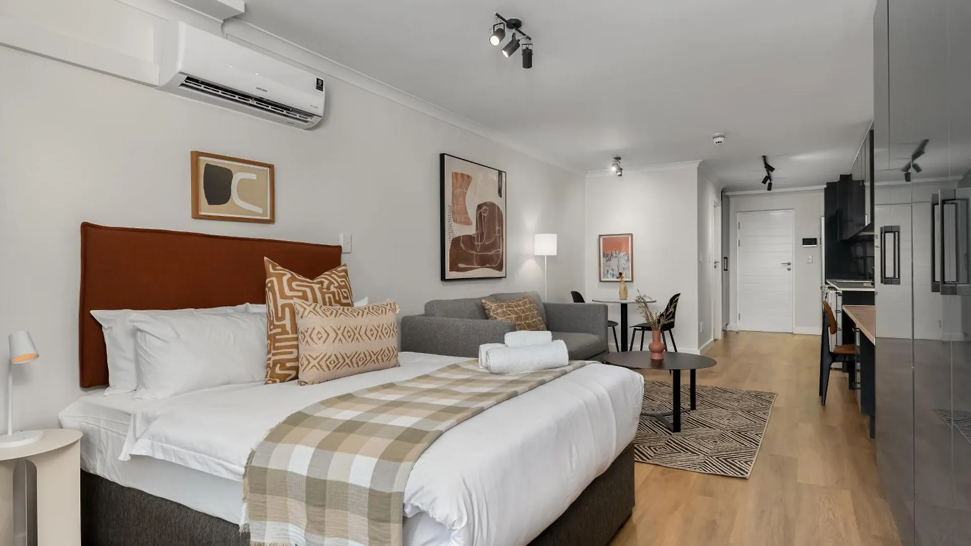 Newlands Peak Apartments Cape Town